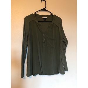 Universal Thread green blouse